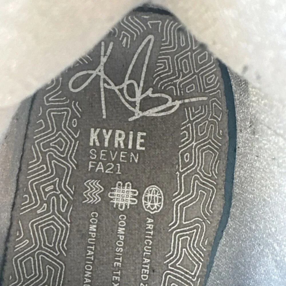 Nike Kyrie 7 TB Wolf Grey White Basketball Shoes DM5042-003 Men Size 7.5 EU 40.5